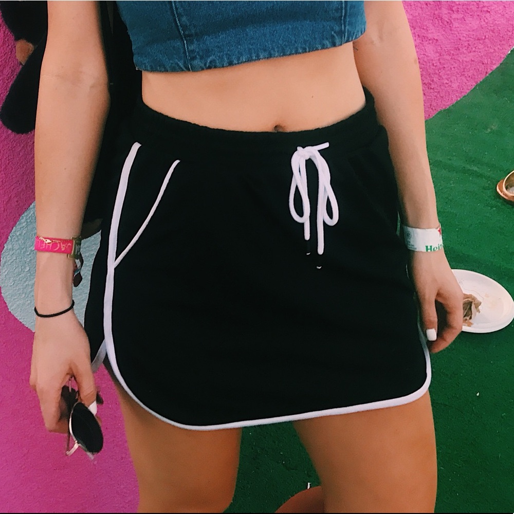 jersey material black and white skirt